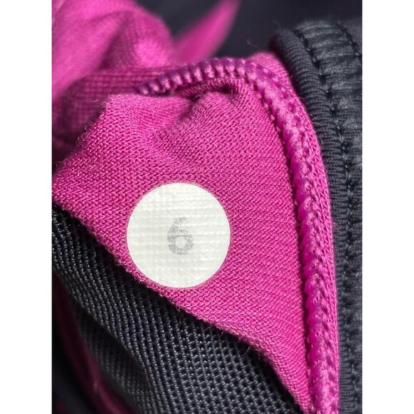 Lululemon Tank Top Built In Bra Size 6 Magenta Purple Cheetah Leopard Print - Picture 3 of 6